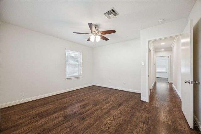 5226 Nina Lee Lane, Houston, TX 77092