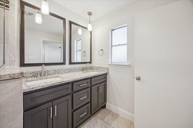 5226 Nina Lee Lane, Houston, TX 77092