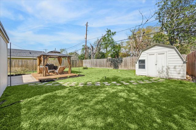 5226 Nina Lee Lane, Houston, TX 77092