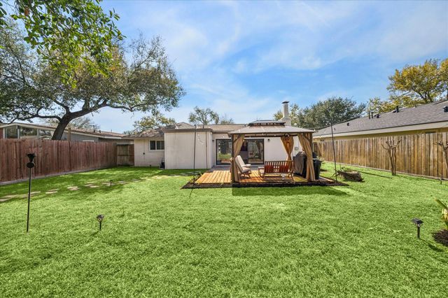 5226 Nina Lee Lane, Houston, TX 77092