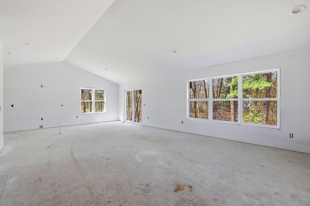 6792 E Evanston Avenue, Egelston Twp, MI 49442