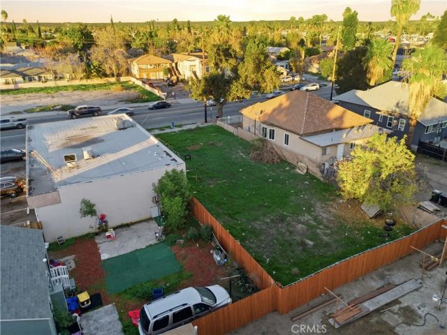 687 W 9th, San Bernardino, CA 92410