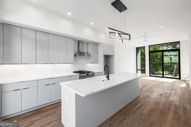 105 Georgia Avenue SE 8, Atlanta, GA 30312