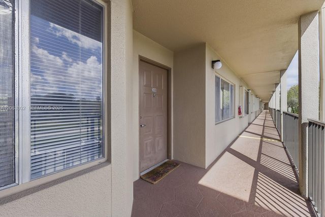 1200 SW 137th Avenue 308E, Pembroke Pines, FL 33027