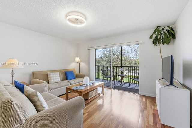 1200 SW 137th Avenue 308E, Pembroke Pines, FL 33027