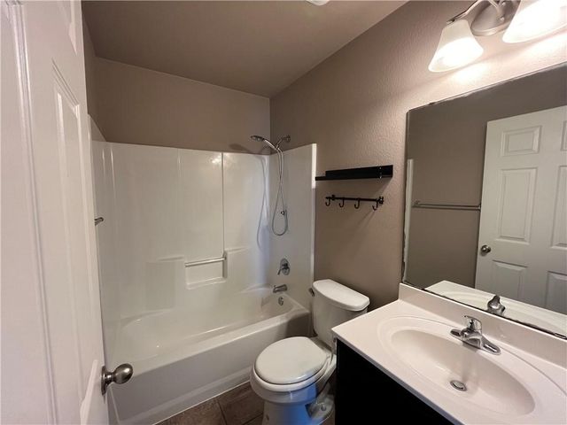 7305 Kolda Dr, Corpus Christi, TX 78414