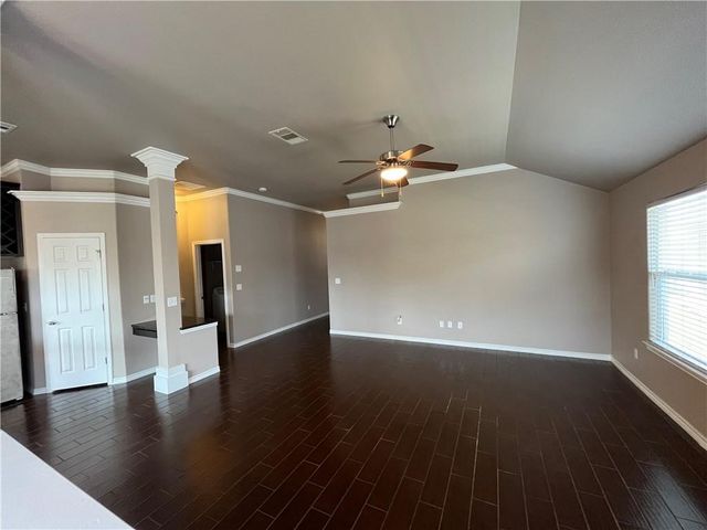 7305 Kolda Dr, Corpus Christi, TX 78414