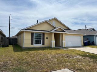 7305 Kolda Dr, Corpus Christi, TX 78414