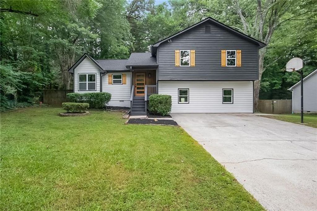 4050 Sumit Wood Drive, Kennesaw, GA 30152
