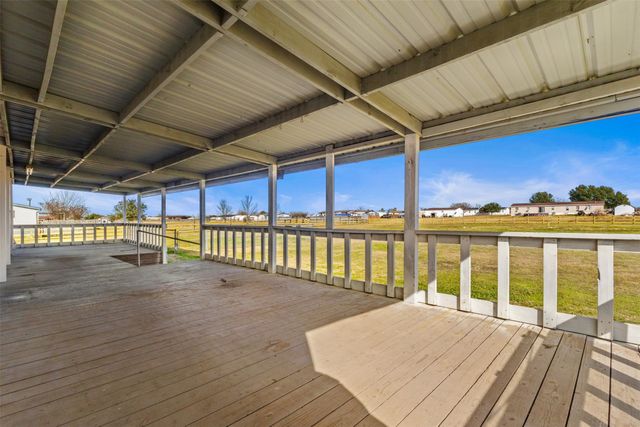 4000 Dee Drive, Terrell, TX 75160