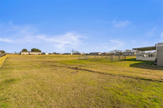 4000 Dee Drive, Terrell, TX 75160