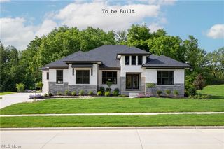 9512 River Birch Run, Brecksville, OH 44141
