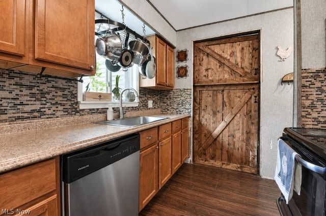 12975 Caves Road, Chesterland, OH 44026