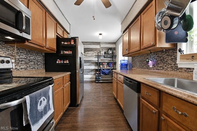 12975 Caves Road, Chesterland, OH 44026