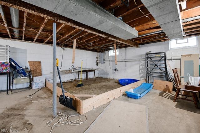 12975 Caves Road, Chesterland, OH 44026