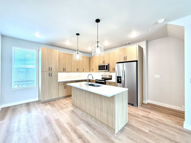 540 Foxglove Road Bldg 1-540, Mansfield, TX 76063