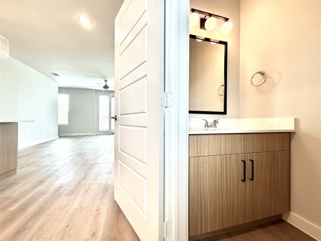 540 Foxglove Road Bldg 1-540, Mansfield, TX 76063