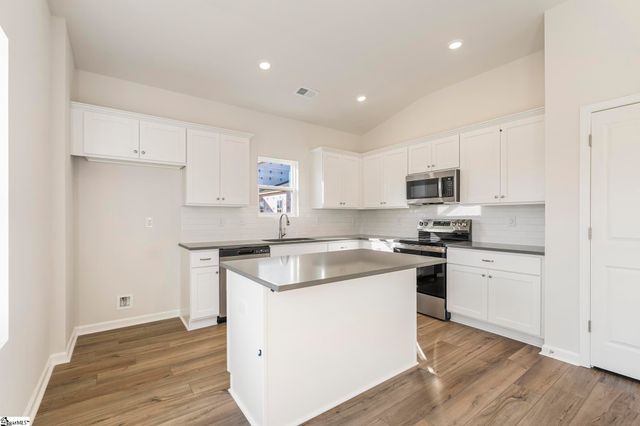 5006 Burke Meadows Run, Chesnee, SC 29323