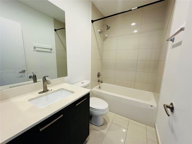 3442 NW 13th St, Lauderhill, FL 33311