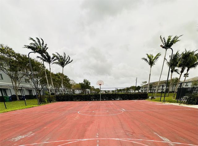 3442 NW 13th St, Lauderhill, FL 33311