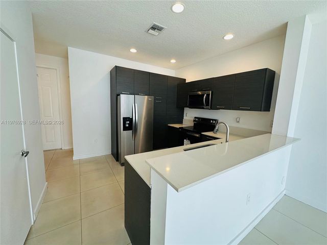 3442 NW 13th St, Lauderhill, FL 33311