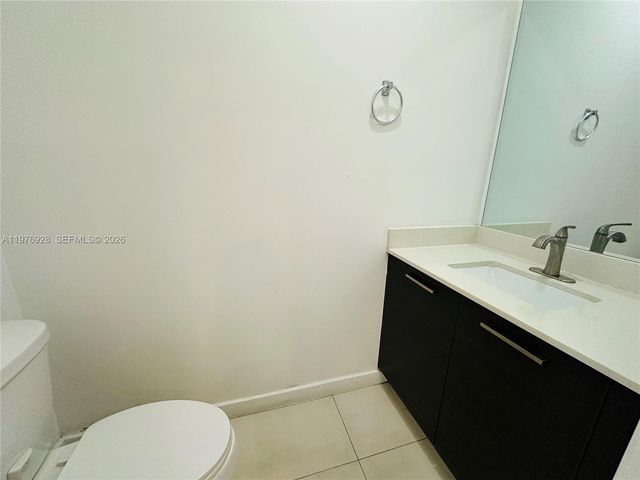 3442 NW 13th St, Lauderhill, FL 33311