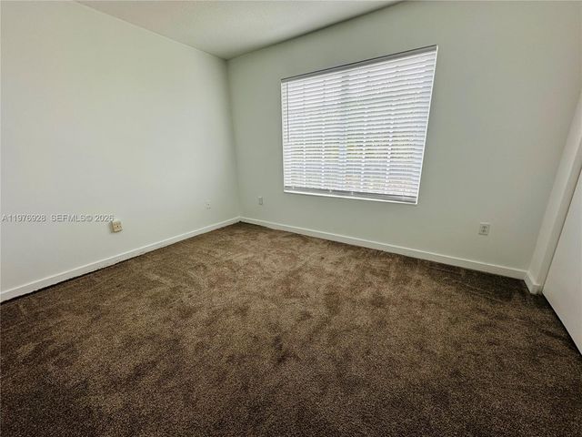 3442 NW 13th St, Lauderhill, FL 33311