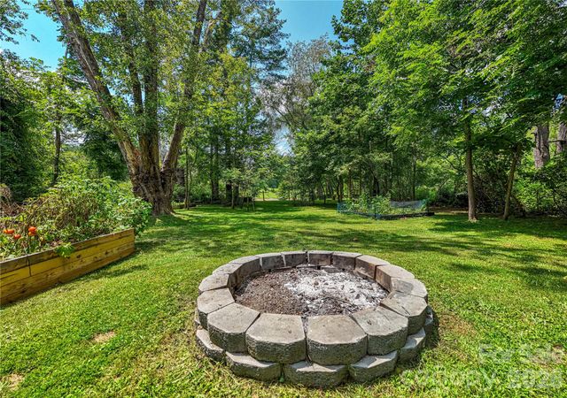 875 Mills Gap Road, Fletcher, NC 28732