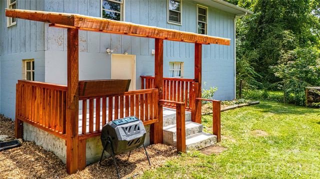 875 Mills Gap Road, Fletcher, NC 28732