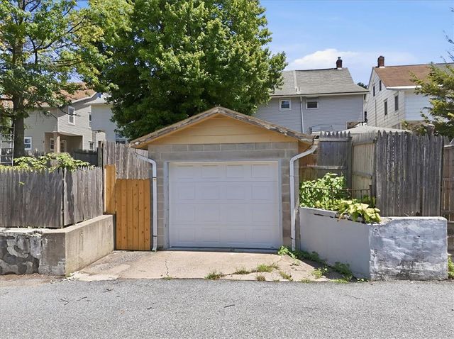 1388 Newport Avenue, Northampton Boro, PA 18067