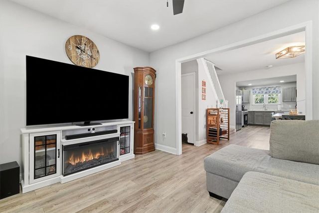 1388 Newport Avenue, Northampton Boro, PA 18067