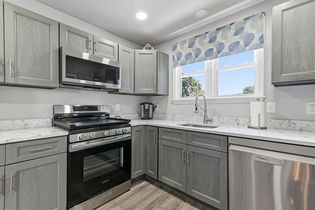 1388 Newport Avenue, Northampton Boro, PA 18067