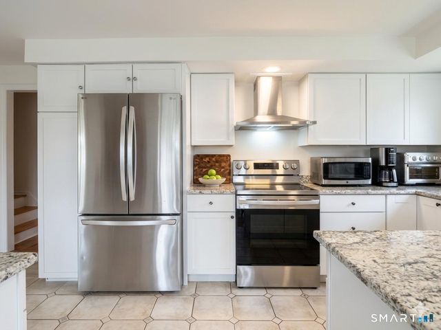 3795 & 3811 Old Town Road, Bridgeport, CT 06606