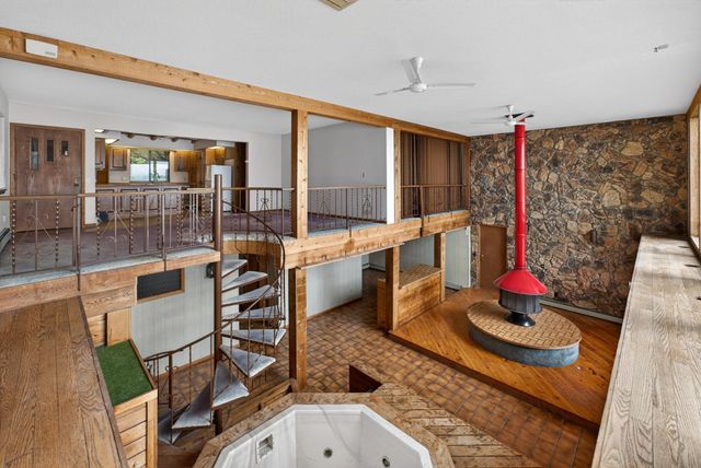 15770 Linden Tree Road, Grasston, MN 55030