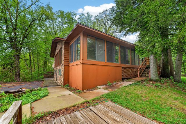 15770 Linden Tree Road, Grasston, MN 55030