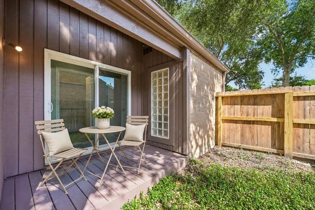 11410 Overbrook Lane, Houston, TX 77077
