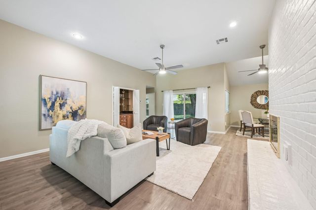 11410 Overbrook Lane, Houston, TX 77077