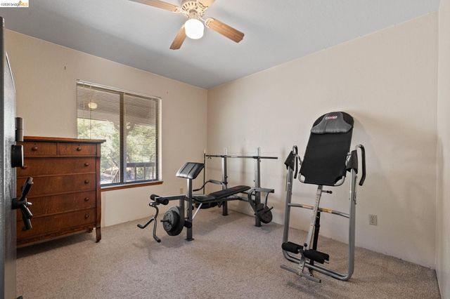 17347 Valley Oak Dr, Sonora, CA 95370