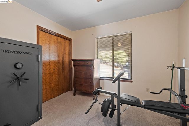 17347 Valley Oak Dr, Sonora, CA 95370