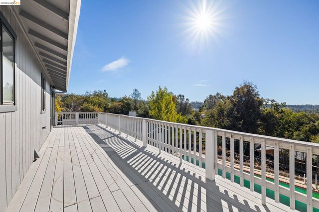 17347 Valley Oak Dr, Sonora, CA 95370