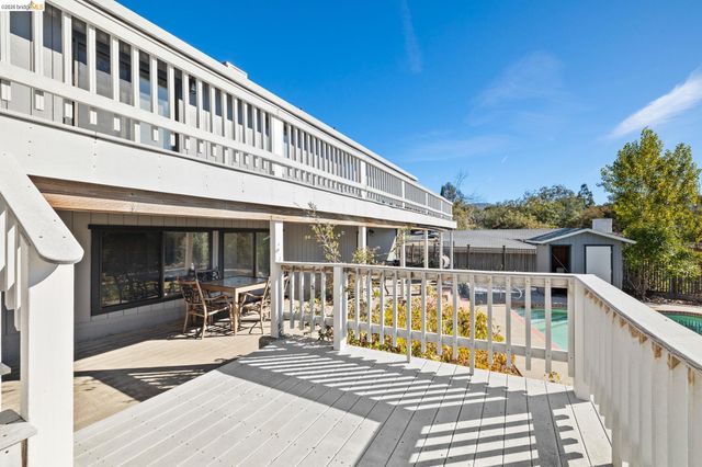 17347 Valley Oak Dr, Sonora, CA 95370