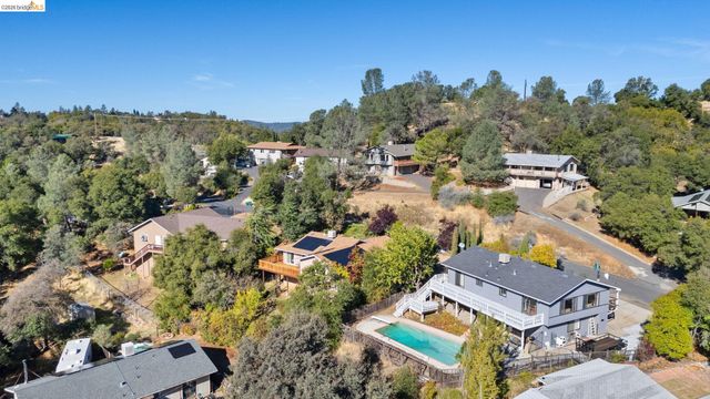 17347 Valley Oak Dr, Sonora, CA 95370