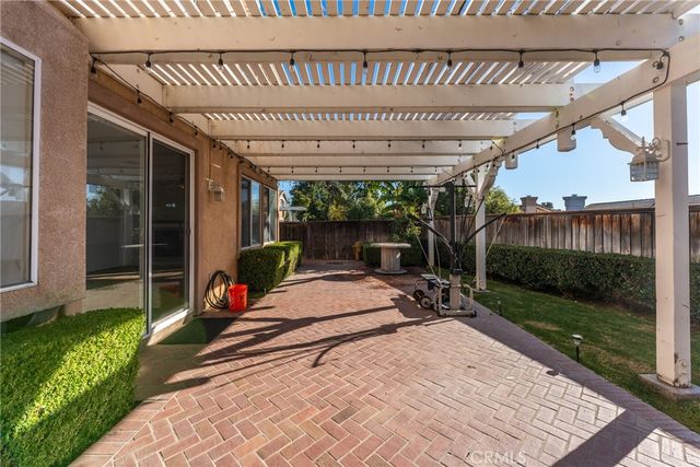 9749 Orange, Rancho Cucamonga, CA 91737