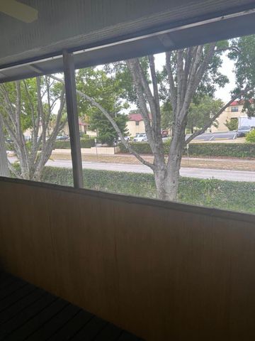 2010 Colonial Road 3, Fort Pierce, FL 34950