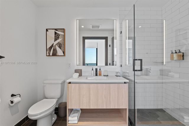 398 NE 5th St 3218, Miami, FL 33132