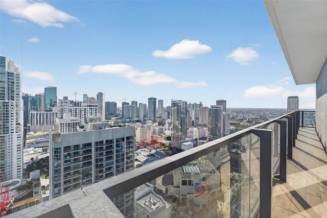 398 NE 5th St 3218, Miami, FL 33132