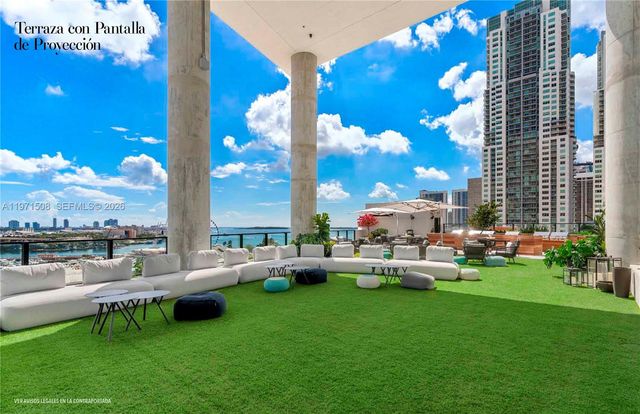 398 NE 5th St 3218, Miami, FL 33132