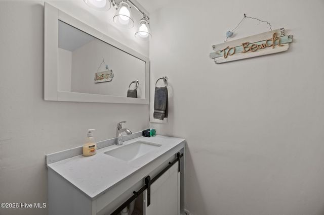 1720 N New River Drive, Surf City, NC 28445