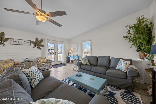 1720 N New River Drive, Surf City, NC 28445