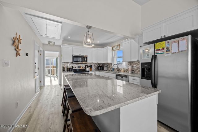 1720 N New River Drive, Surf City, NC 28445